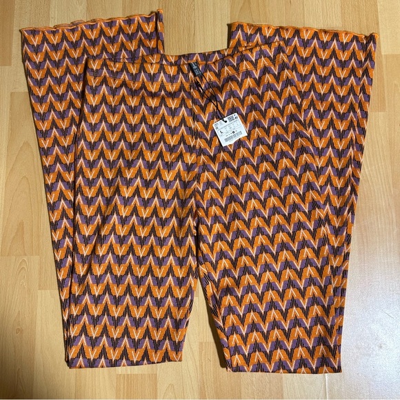 NWT Zara Stradivarius Knit Flare Chevron Pant Large Boho Hippie - Picture 2 of 14